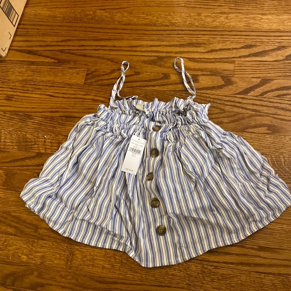American Eagle- Cropped Striped Button Up Tank - Picture 2 of 3